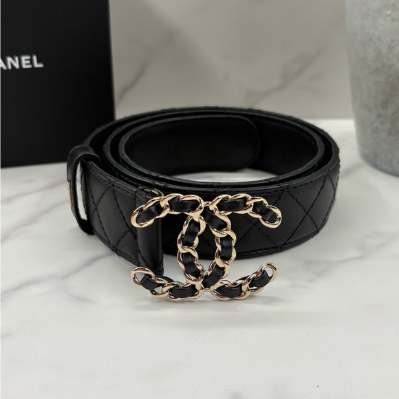 🔥CHANEL•2024 Chain CC Leather Quilted Belt 75/30 - Picture 2 of 6